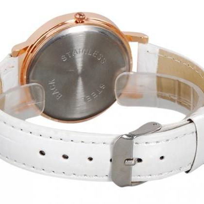 Hongain A606 Women Analog Watch With Crystal..