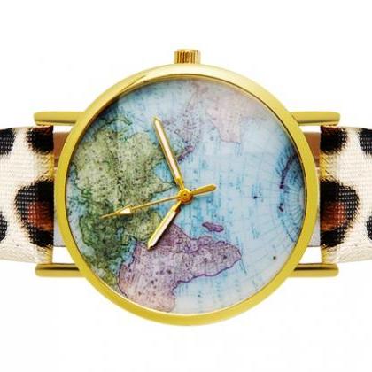 Womage 1089 Women Round Analog Watch With Map..