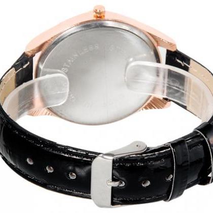 Junhao A275 Women Crystal Decorated Analog Watch..