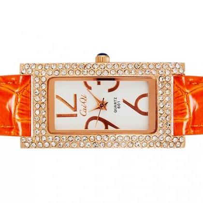 Caiqi 601 Women Crystal Decorated Analog Watch..